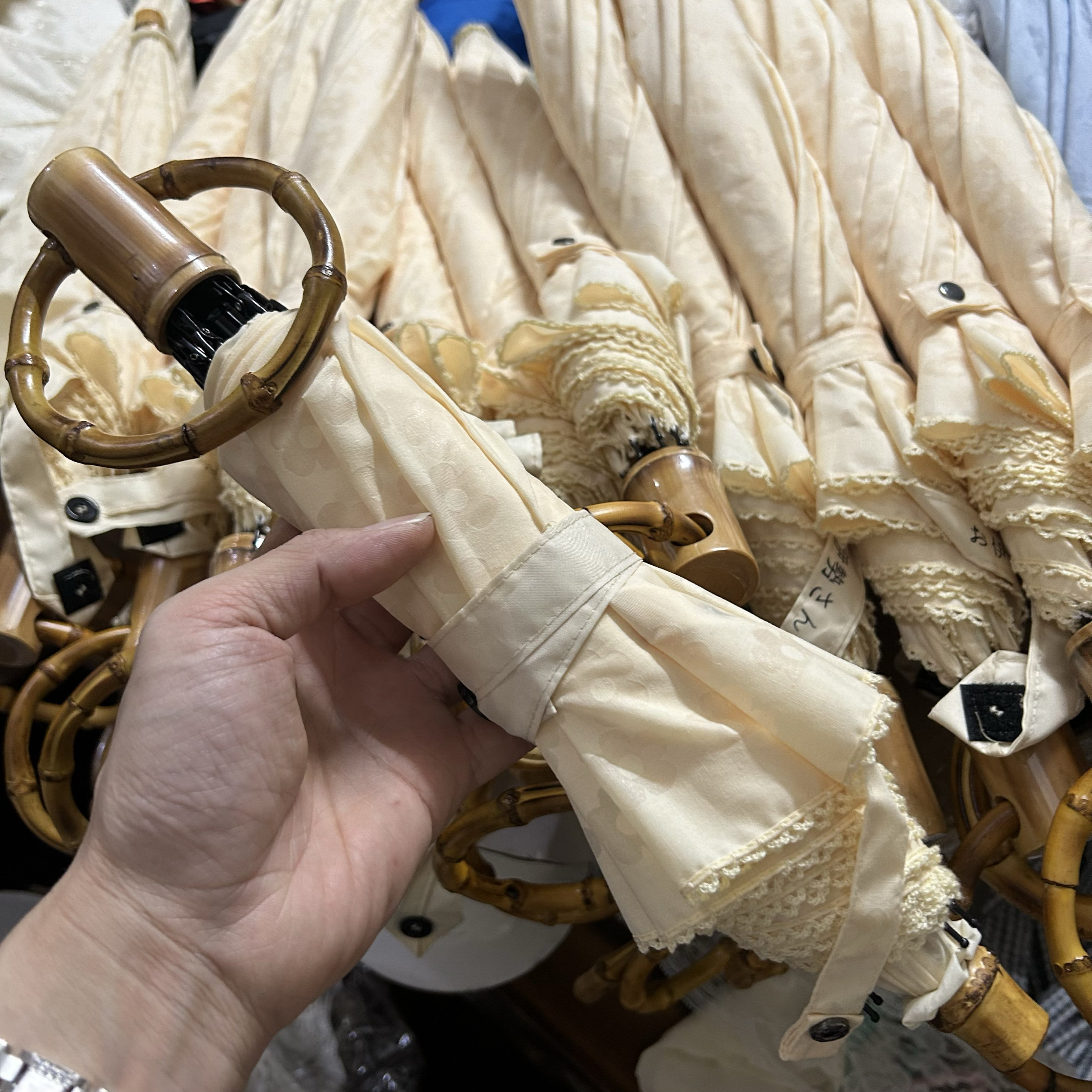 高颜值棉布烧花遮阳伞upf50+竹节圆环手柄女折叠防晒紫外线太阳伞