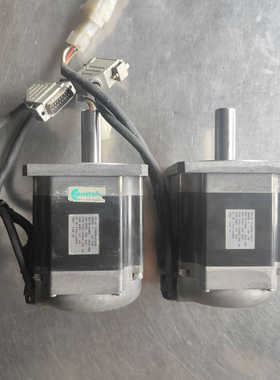 TL-A2530P-HJ32AN罗克韦尔伺服电机一起两个，拆