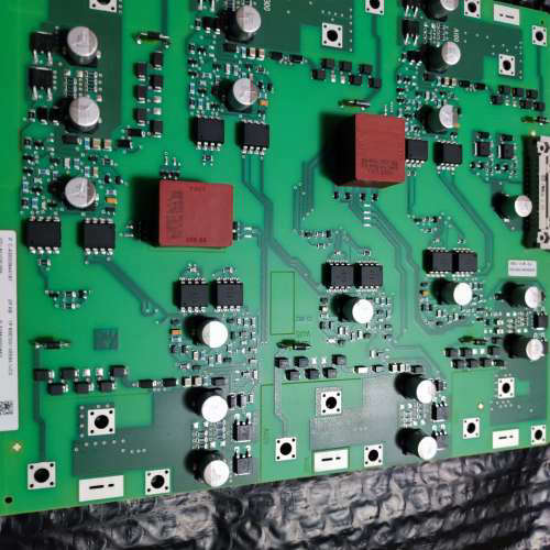 6SE7031-0EE84-1JC06SE70变频器