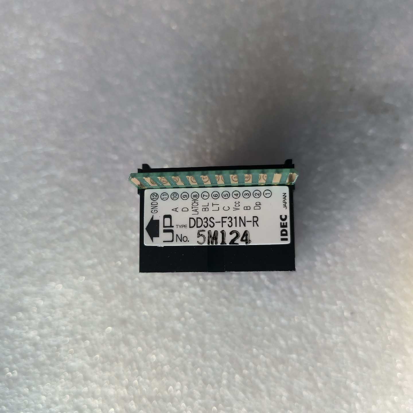 日本IDEC正品和泉DD3S-F31N-R逻辑数码管，230