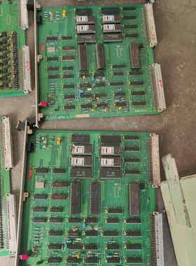 韩国现代的板子DOM16-2张，PR COMM-2张，还有一