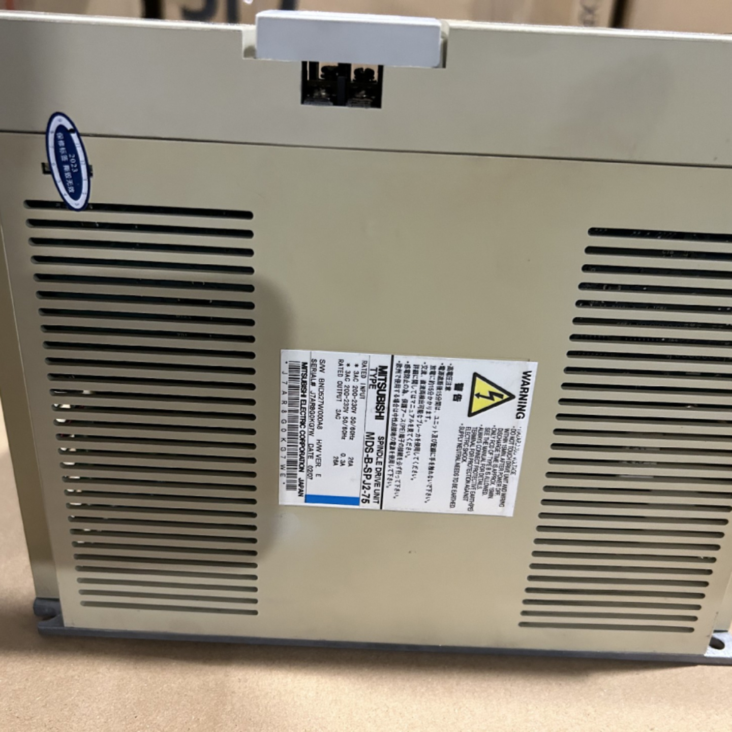 三菱驱动器MDS-B-SPJ2-75*1二手，九成新三个