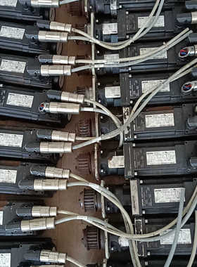 伦茨MCS09F30-RS0B0-A14N-ST5S00N伺