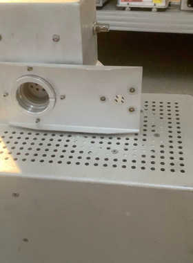 一款科研设备中的射频电源模块，具体型号是Lam Resear