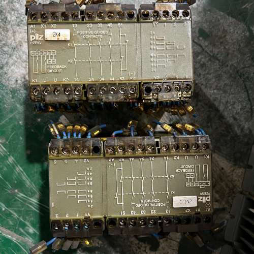 德国皮尔兹安全继电器PZE5V 8sec 4S/1O