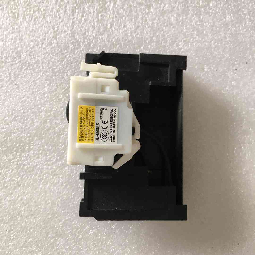 三菱NV/NF报警开关 附接线端子排 ALARM SWITC