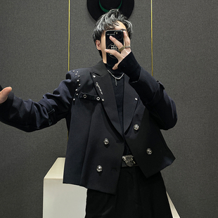 新款 男2024秋季 小众双排扣绑带西服外套 小西装 高级感铆钉设计短款