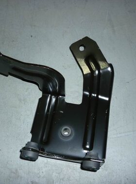 东南DX7液压单元ABS泵托架支架