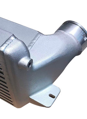 适配N54 N55 135i/335i E82/E90/E92/E93全铝加大中冷器