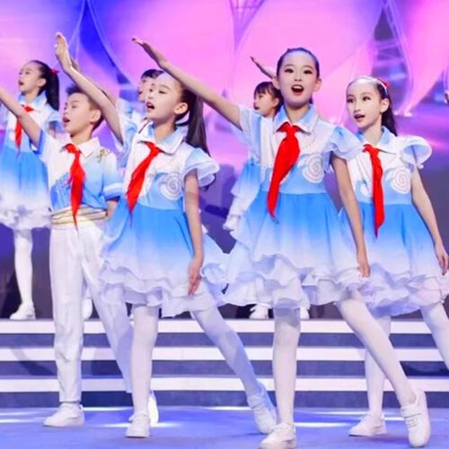 少年有志红领巾舞蹈服装