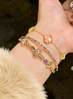 彩色多巴胺玫瑰花开口手镯轻奢精致礼物手环叠戴粉贝母四叶草手链