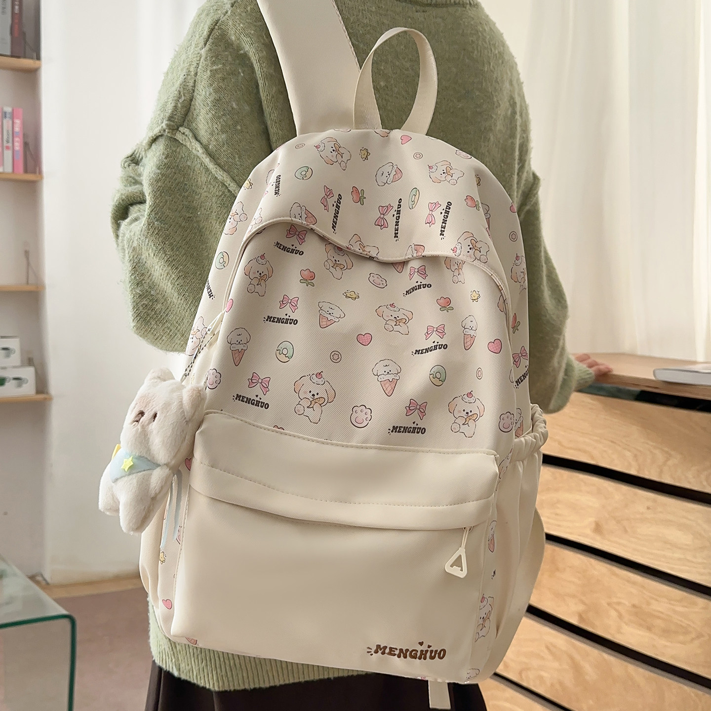 可爱日系书包女小学生ins小众初中学生双肩包女孩大学生通勤背包