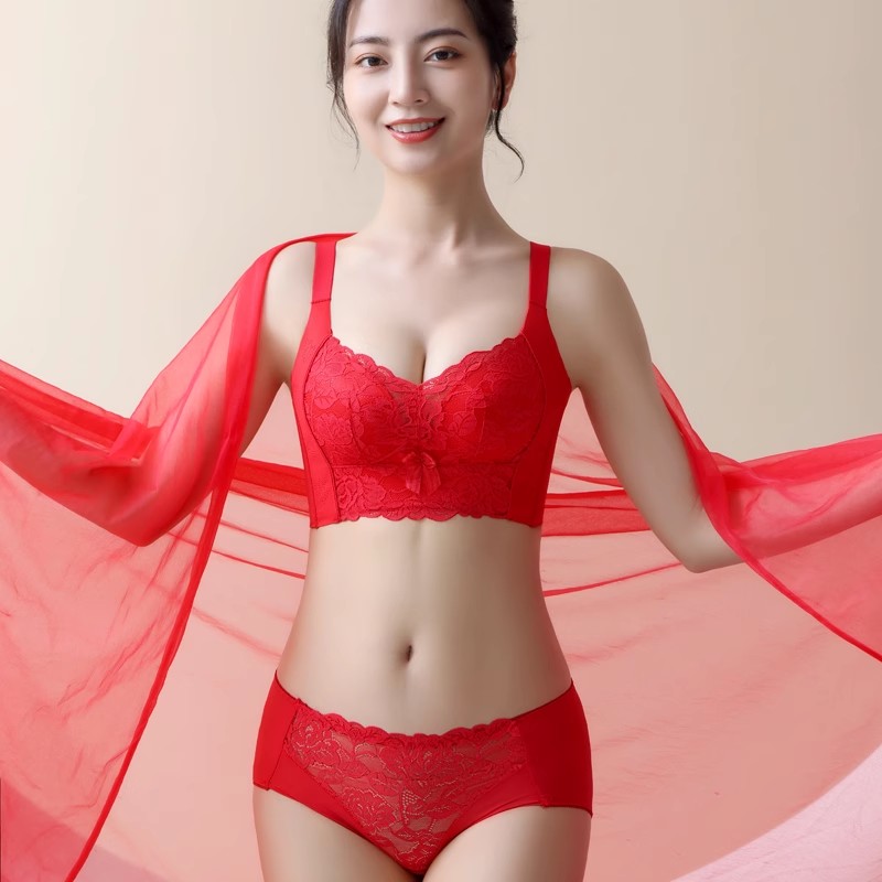 聚拢都市丽人无钢圈收副乳大红色本命年内衣女士文胸2025新春套装