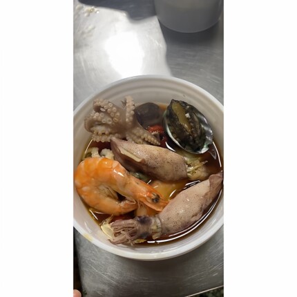 鱼斗蟹即食捞汁海鲜桶开罐即食麻辣海鲜一桶八鲜1.5斤/桶