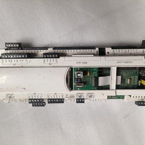 议价控制器P+500B0B000L0pCO5+控制器CAREL pCO5+