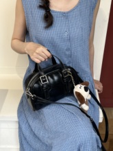 小众复古油蜡皮手提斜挎包女2024新款百搭高级感黑色小方包包