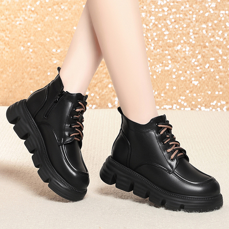 一件代发马丁靴女短靴厚底英伦2025新款五孔短筒靴子秋冬加绒皮鞋