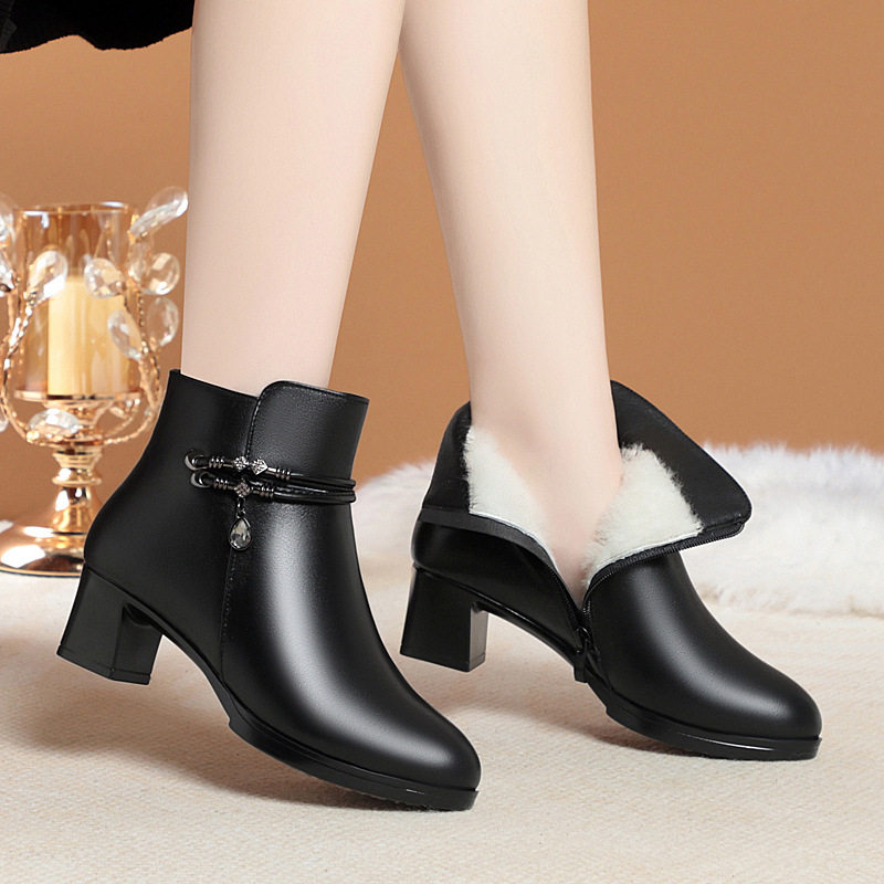 冬季女式中跟加绒短靴女秋粗跟保暖妈妈棉鞋女大码加厚羊毛女靴,运动鞋new,运动休闲鞋,淘宝优惠券,粉丝福利购,淘宝优惠卷