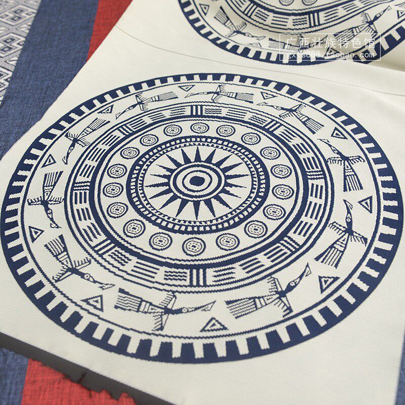 广西铜鼓纹 壮族传统图腾花纹绣片 民族特色装修装饰图案布料面料