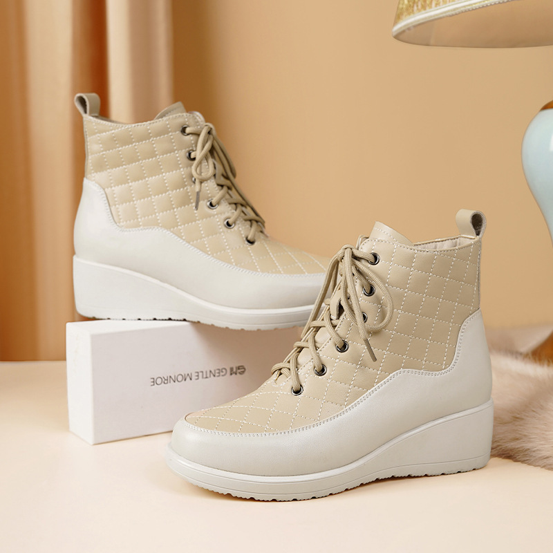 2025真皮冬季新款短靴加绒加厚羊毛大棉鞋平底真皮马丁靴女