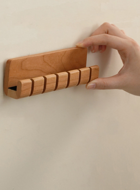 挂钩免打孔一排墙面充电插头数据线收纳固定器实木桌面桌下集线器