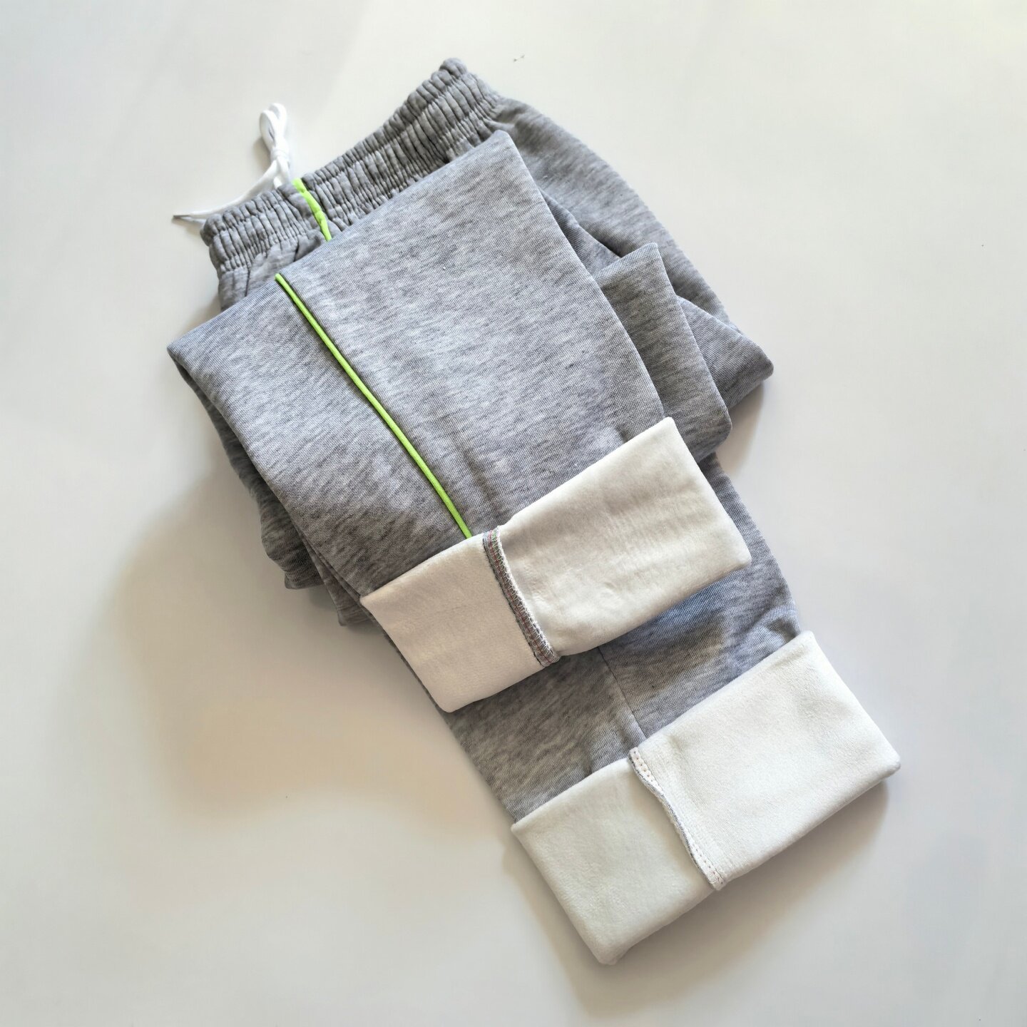 灰色冬季保暖校服裤荧光绿细一杠