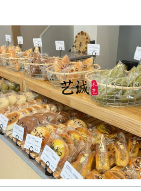 艺诚实木面包展示架烘焙店边柜产品成列商场超市摆台西饼干果软装