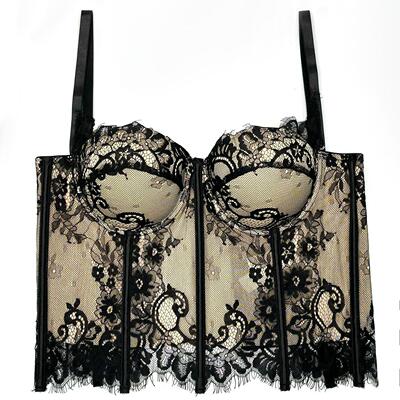 Black lace tube top worn as outerwear女带镂空修身上衣性感