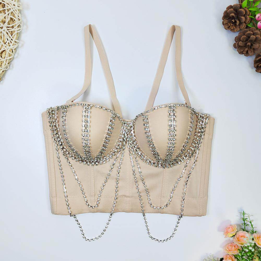 Diamond chain fish bone wrapped chest, wearing performance