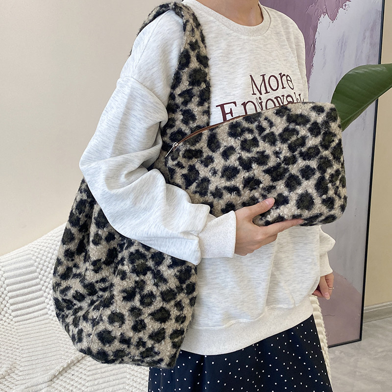 秋冬毛呢豹纹单肩子母包新款潮韩系慵懒风小众托特包大容量腋下包,箱包皮具/热销女包/男包,时尚帆布包,淘宝优惠券,粉丝福利购,淘宝优惠卷
