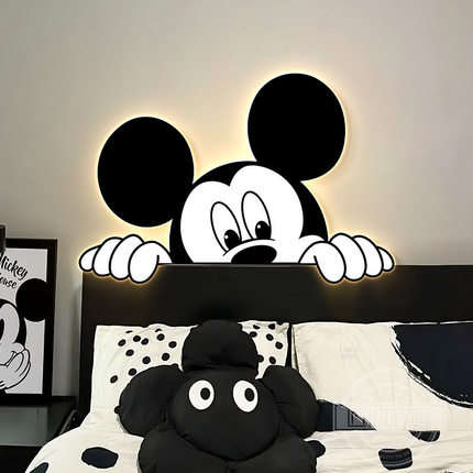 米奇儿童房装饰画氛围感发光led灯床头壁画男孩女孩卧室挂画ins风
