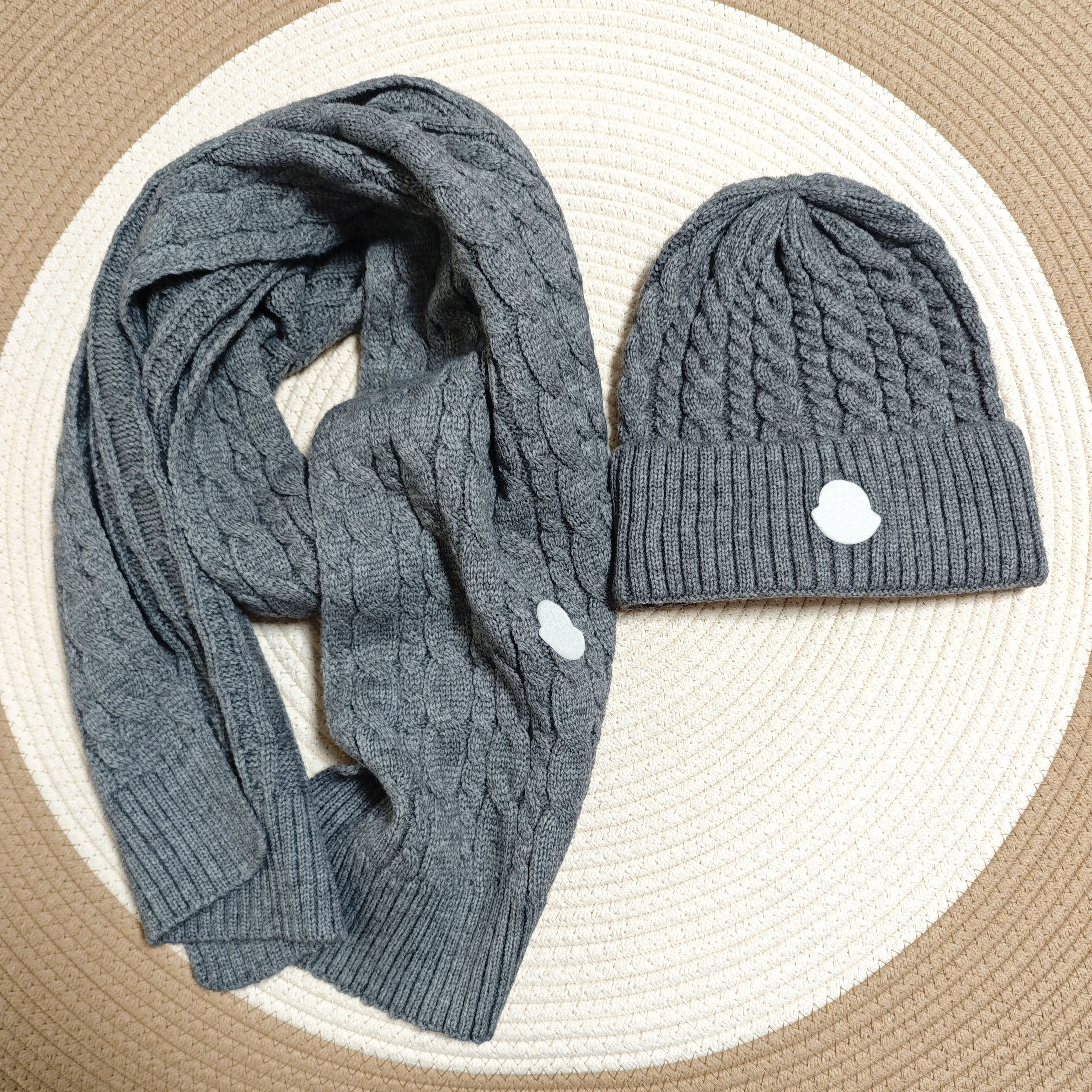 欧美时尚新款麻花针织围巾帽子二件套男女冬季保暖加厚毛线帽套装