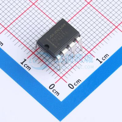 MAX667EPA+ DIP-8 线性稳压器(LDO)
