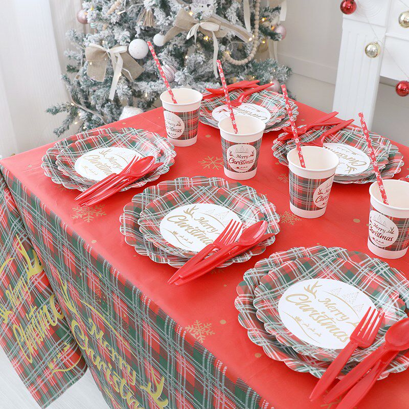 圣诞节装饰套装装饰氛围布置派对聚会纸杯桌布碗具早餐盘场景布置