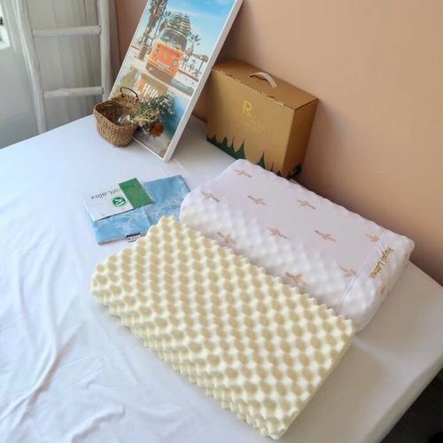 泰国皇家Royal Latex乳胶枕头高低颗粒按摩枕护颈枕进口天然乳胶