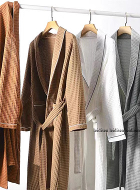 样板间卫生间淋浴房装饰浴袍摆件