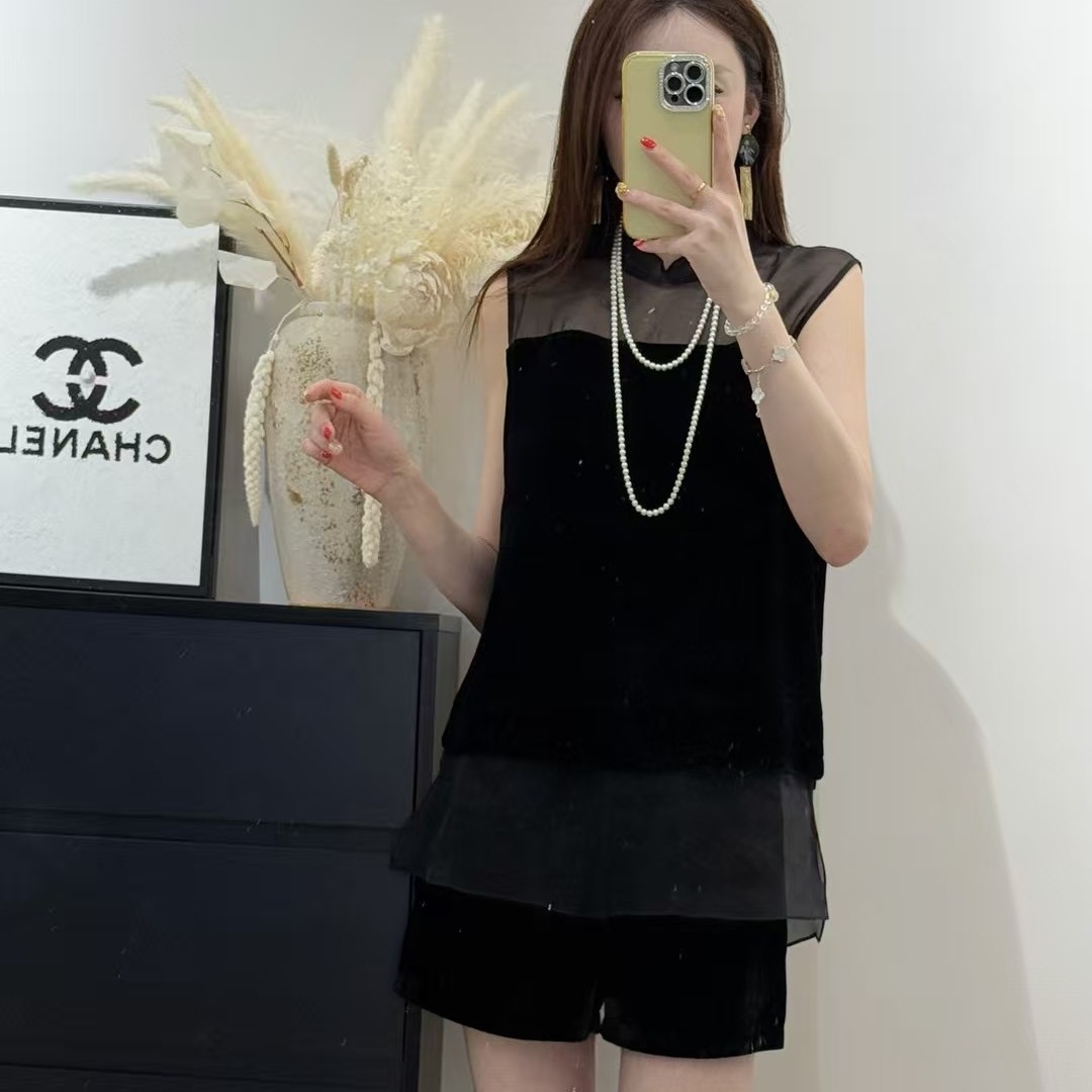高端薄款丝绒套装女夏季网纱拼接无袖背心衬衫高腰阔腿短裤两件套