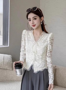 ouse 蕾丝打底衫女春季2025新款修身V领气质显瘦小衫内搭长袖上衣