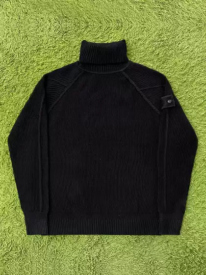 Stone Ghost Series Badge Armband Solid Color Casual Trendy High Neck Knitted Wool Sweater Pullover