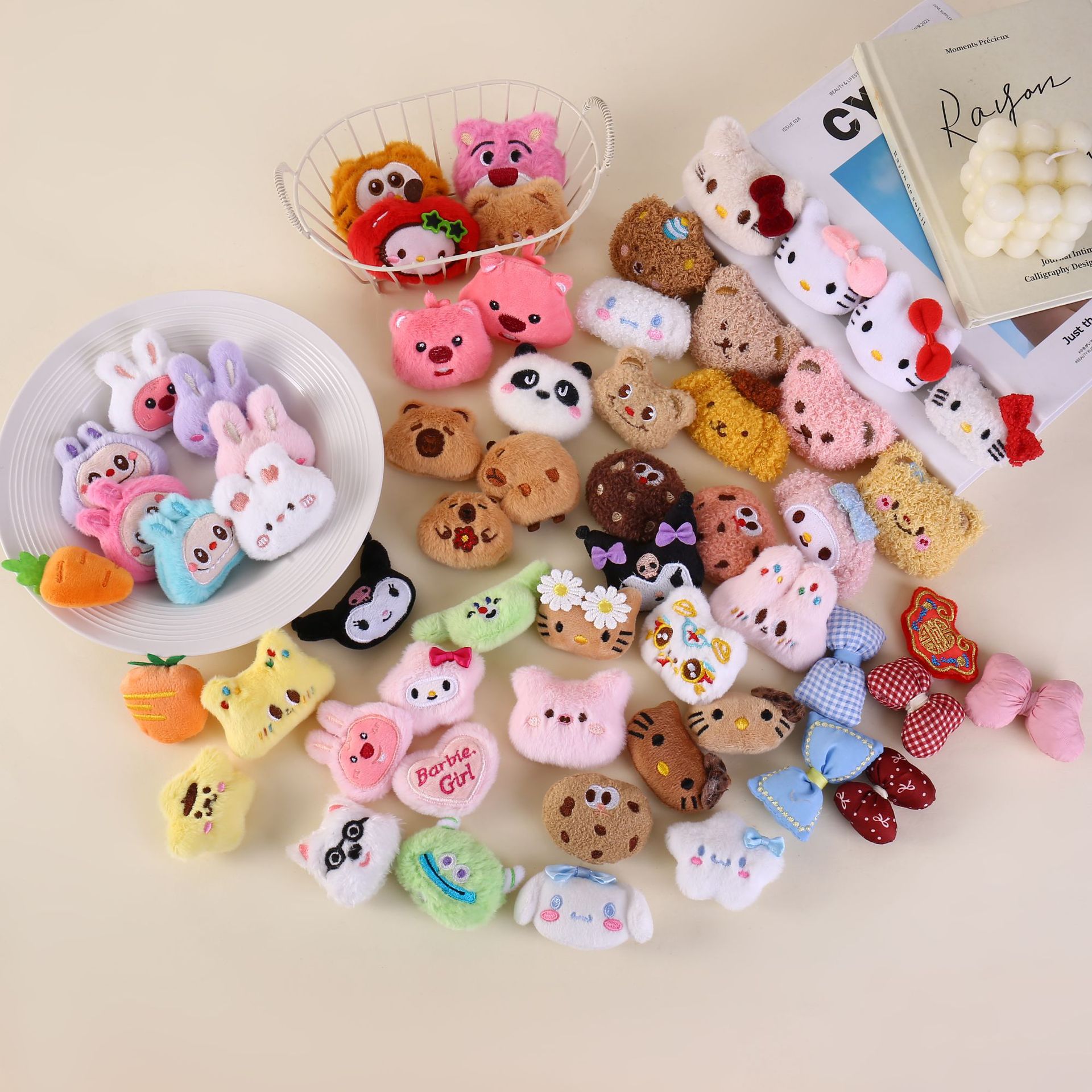 卡通毛绒公仔胸针小熊兔子学生包包玩偶配饰抓娃娃机混款公仔