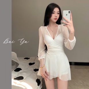 遮肉显瘦长袖 连体裙式 保守钢托聚拢度假游泳衣 新款 泳衣女2025夏季