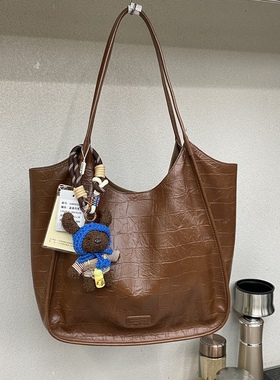 2025新款女包时尚百搭韩版包单肩包大容量大包邮差包腋下包60352