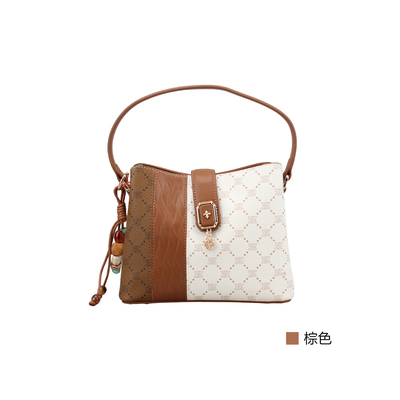 意尔康2026春季新款女士水桶包