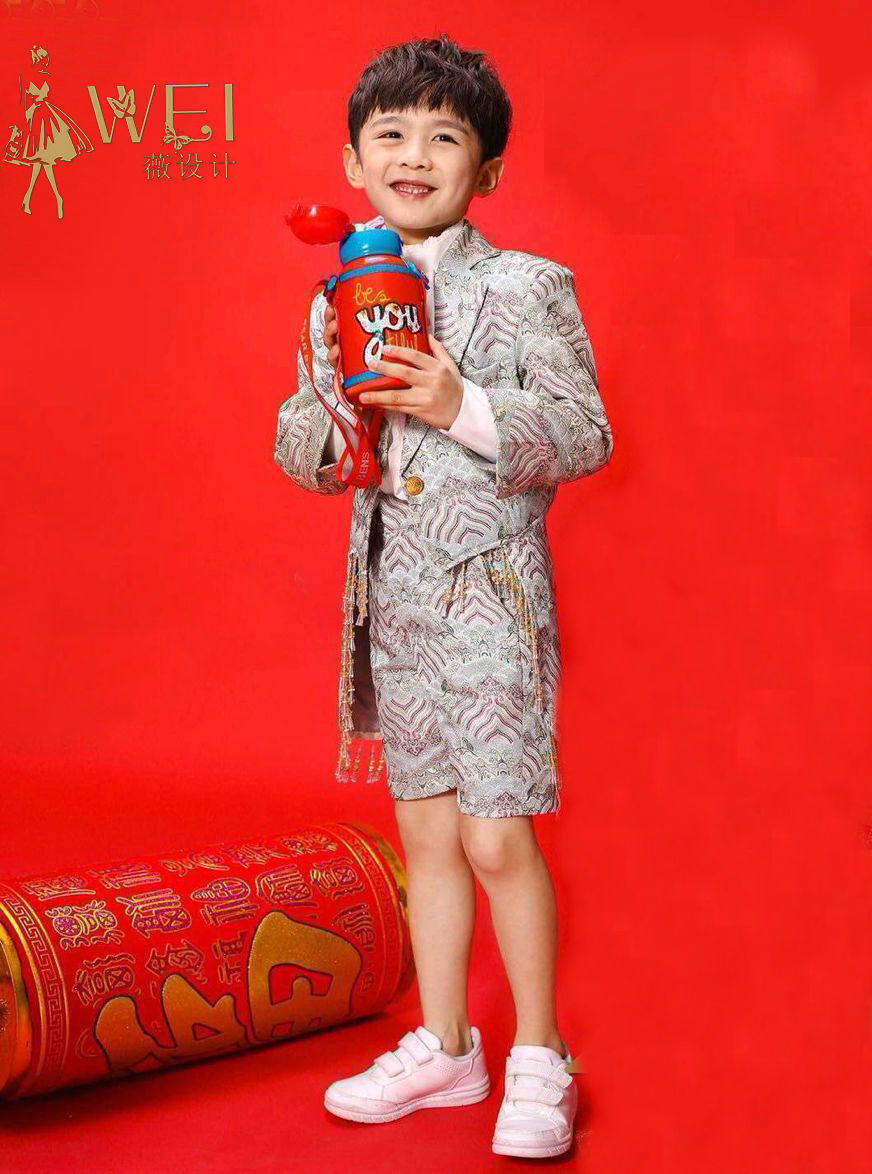 薇设计发布会国潮风T台决赛礼服中国风礼服出租男童走秀国潮礼服