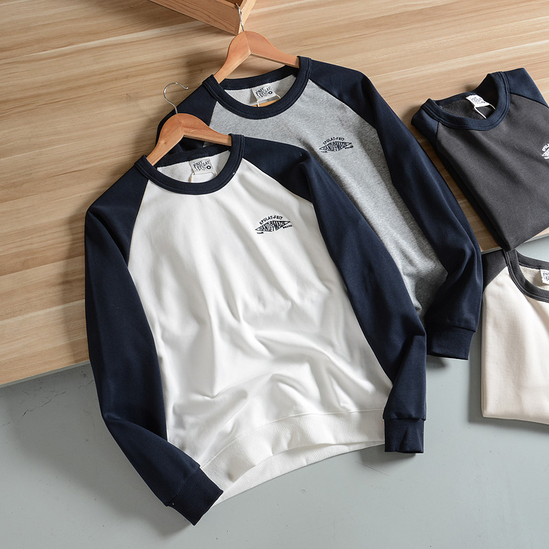 刺绣复古休闲毛圈圆领套头卫衣