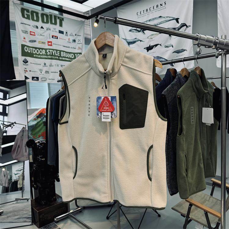 自发热抓绒保暖马甲背心摇粒绒