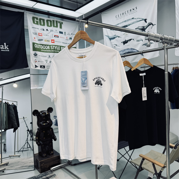 山系休闲发泡印花全棉短袖T恤