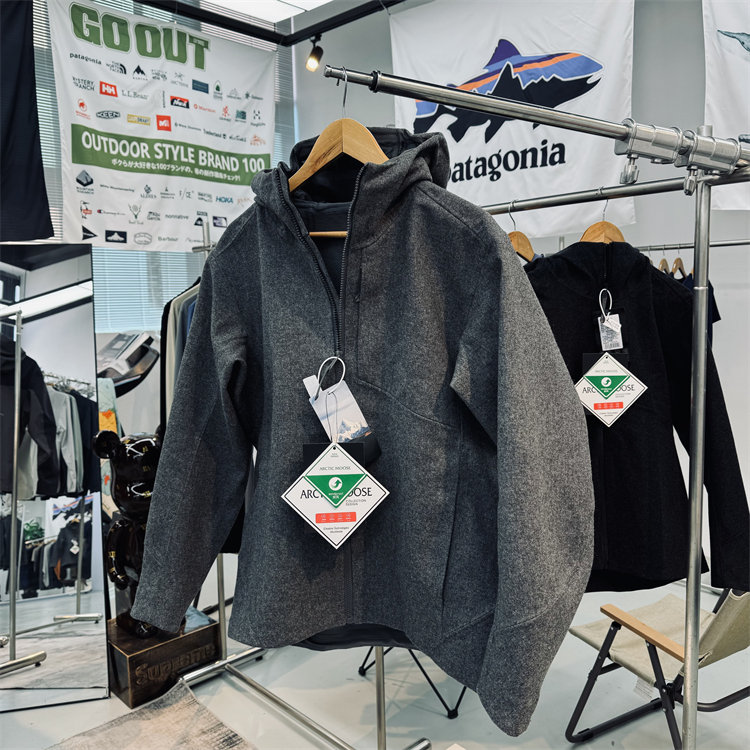 平替款抓绒羊毛软壳衣压胶立裁