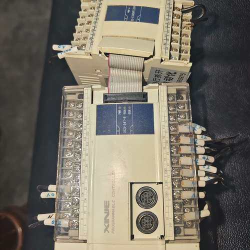 信捷XC3-32R-E，XC-E3AD4PT2DA，拆机一套