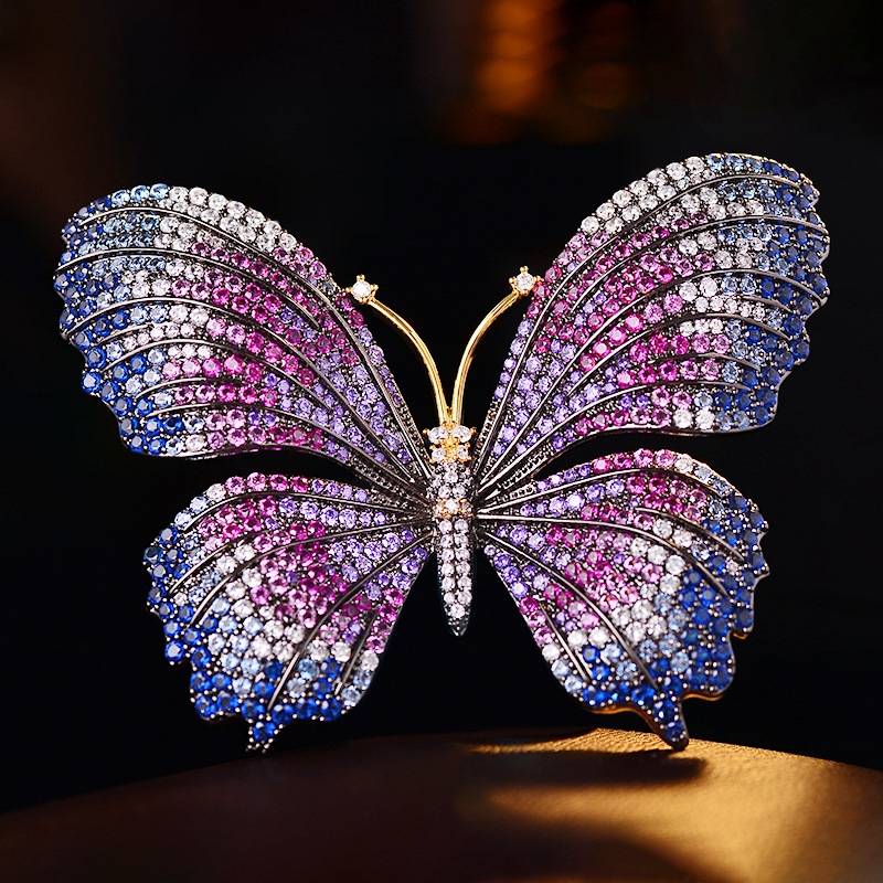 重工优雅大气个性彩色蝴蝶胸针小众精美昆虫别针高端西装礼服胸花